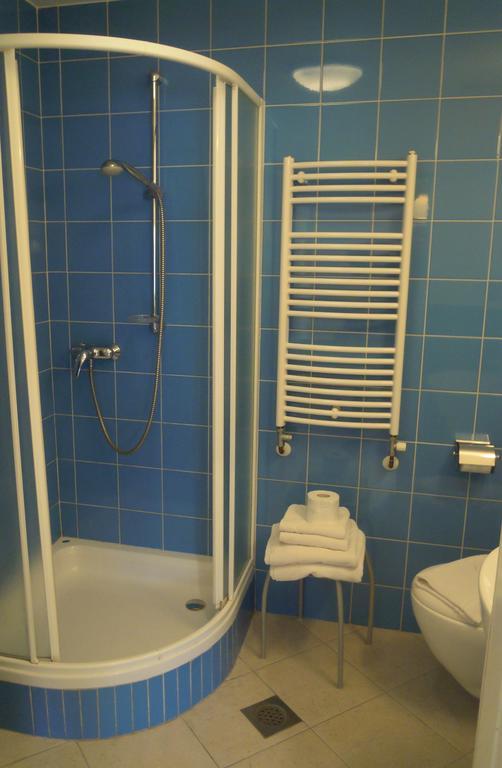 Apartment Rainbow Studio Любляна Номер фото